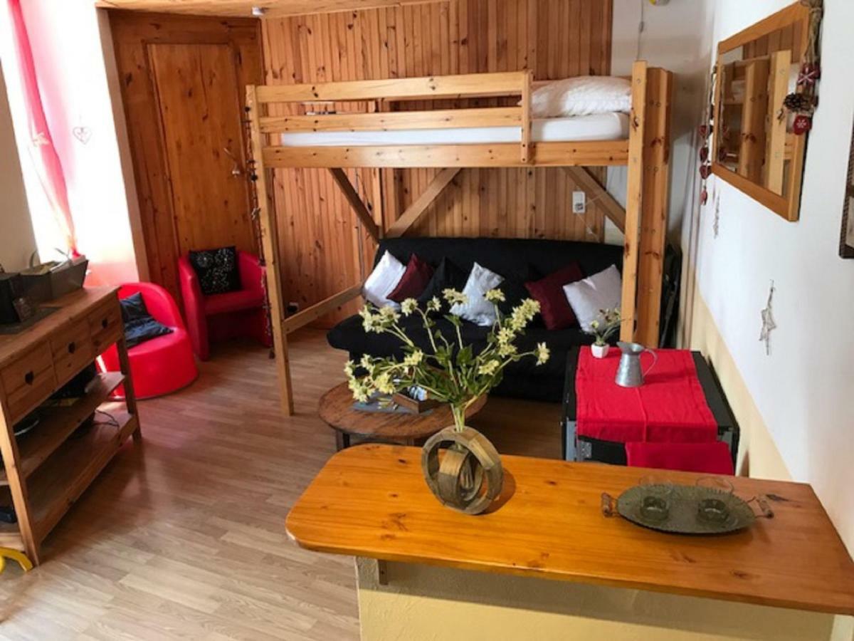 L'Astazou "Pret Gracieux Du Materiel De Ski" Au Studio Luz-Saint-Sauveur Dış mekan fotoğraf